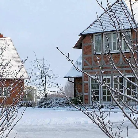 Flair Seehotel Zielow 3*