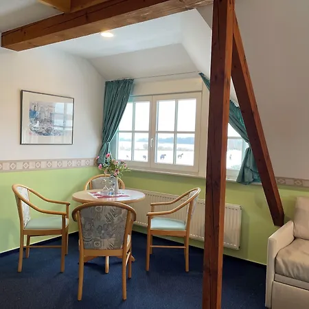 Flair Seehotel Zielow 3*